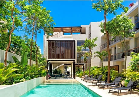 ARUNA TULUM-Luxury Studios & Apartments