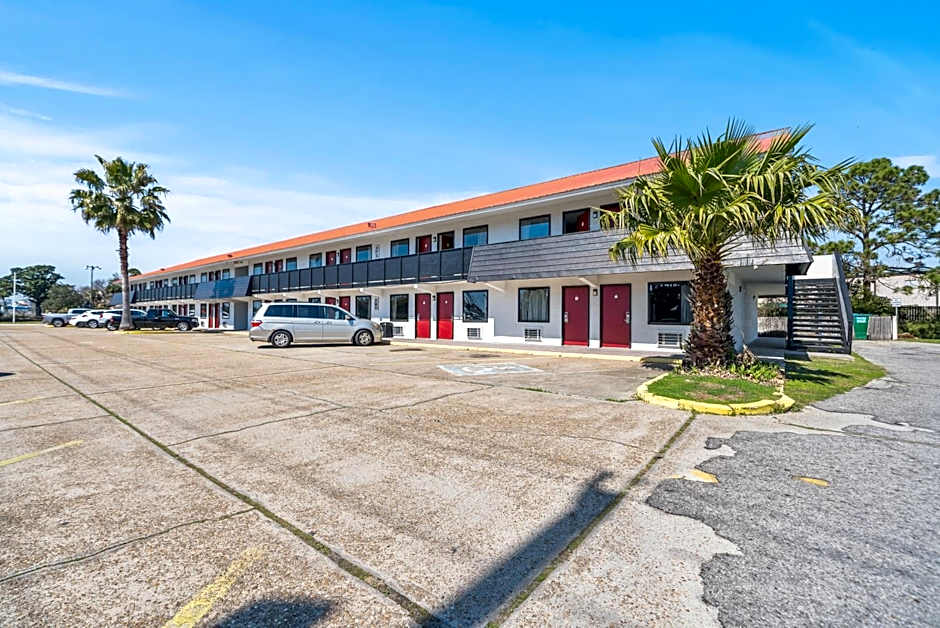 Executive Inn - Panama City Beach