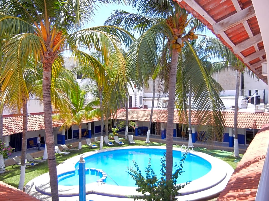 Hotel Plaza Almendros