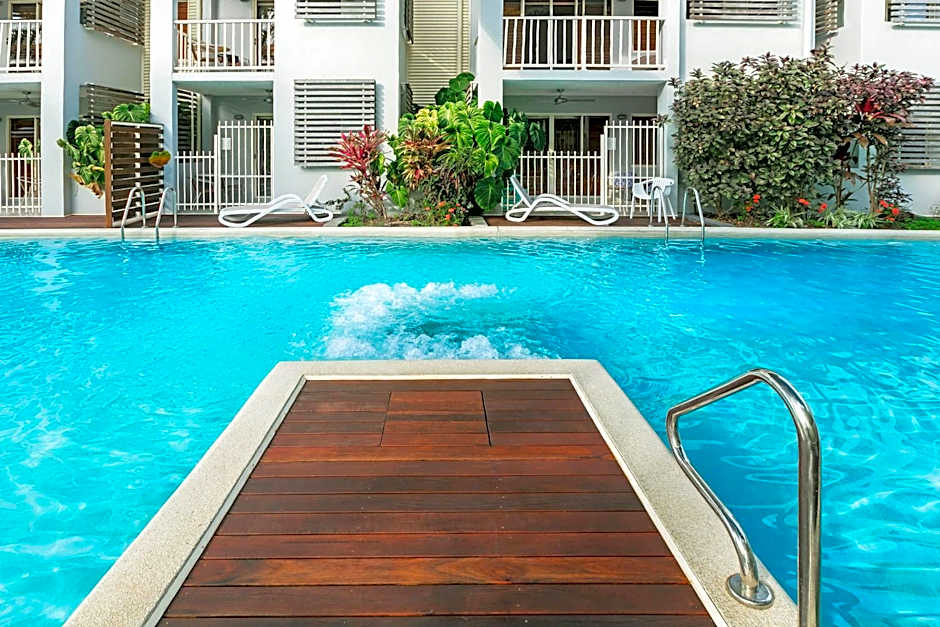 Mantra Aqueous Port Douglas