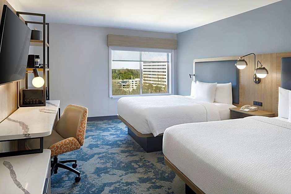 Photo 1 of 4 of 2 Queen Beds, Mobility Accessible, Bathtub