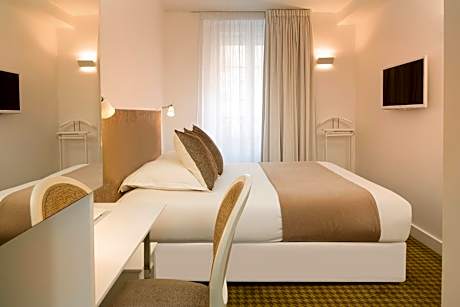 Superior Triple Non-Smoking