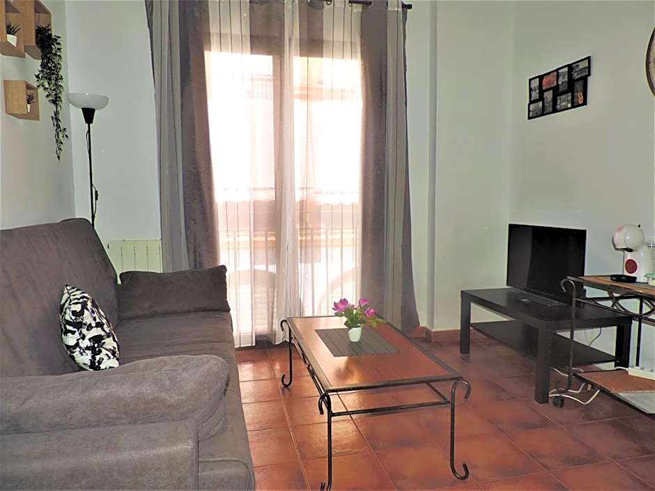 APARTAMENTOS CASERIA DE COMARES