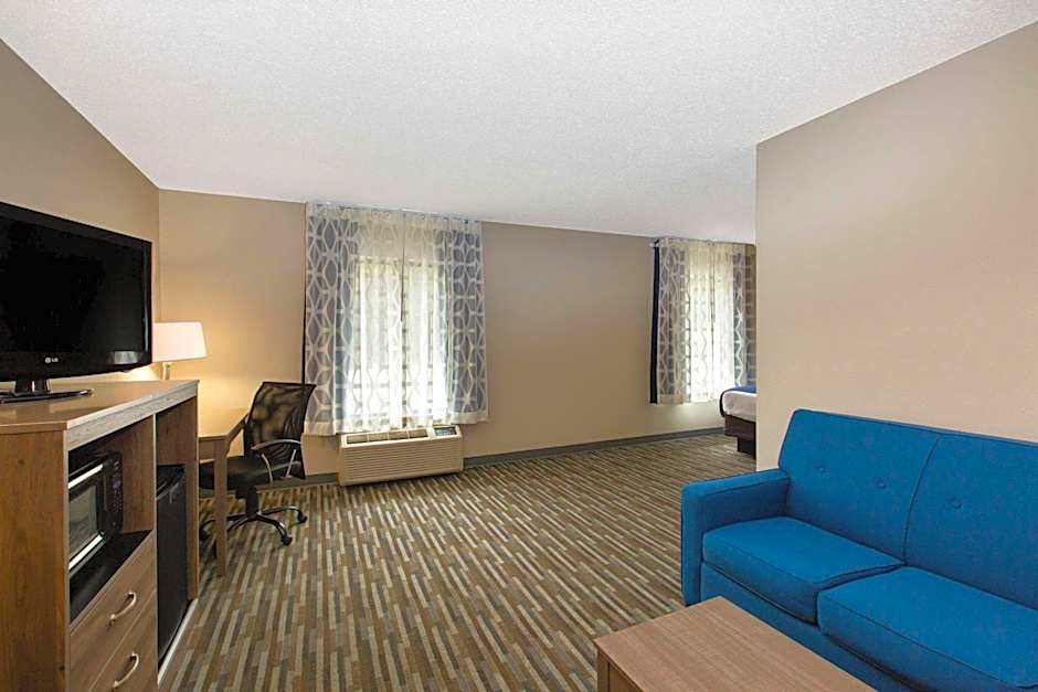 Days Inn & Suites by Wyndham Wisconsin Dells