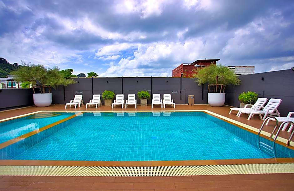 Platinum Hotel and Apartments