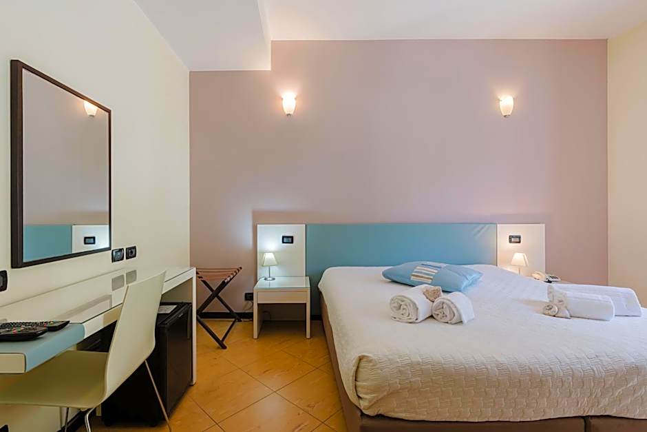 Cerri Hotel