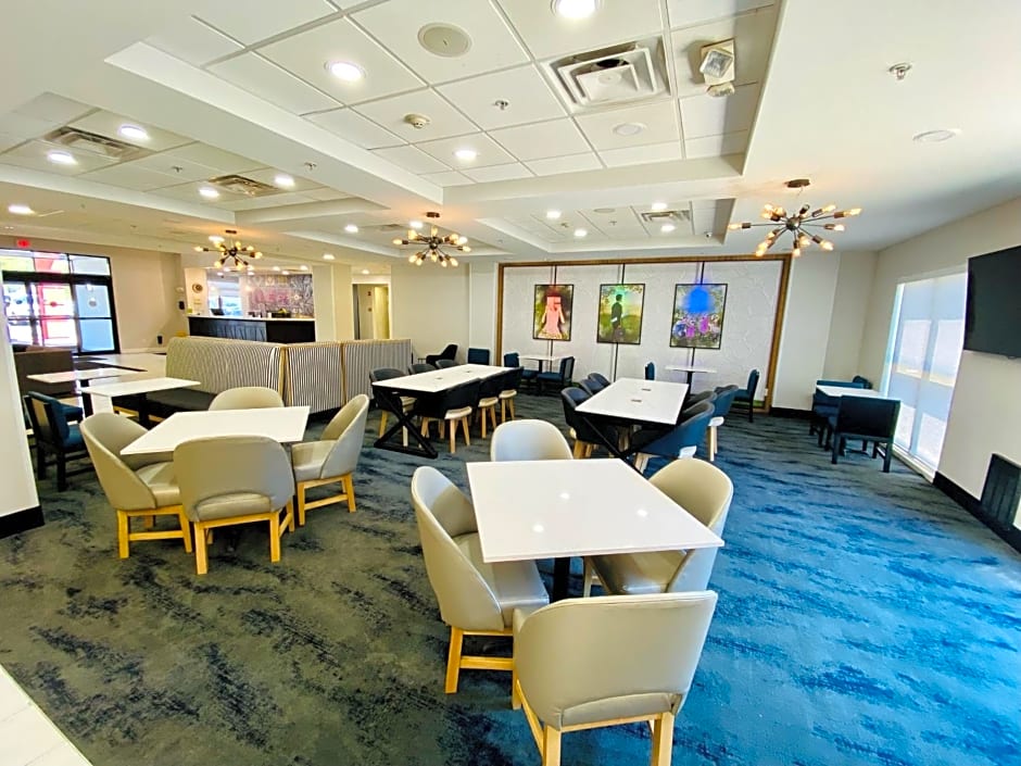 La Quinta Inn & Suites by Wyndham Mt. Laurel - Philadelphia