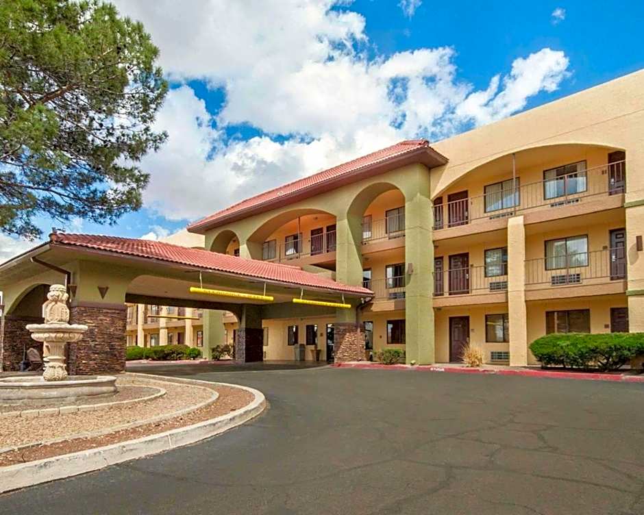 Quality Inn Airport East