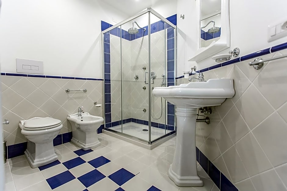 Odysseus Hotel
