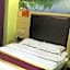 Yuexin Hotel(Guangzhou Shangxiajiu Pedestrian Street 13th Branch)