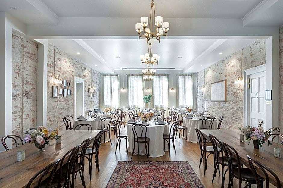 The Holbrooke Hotel