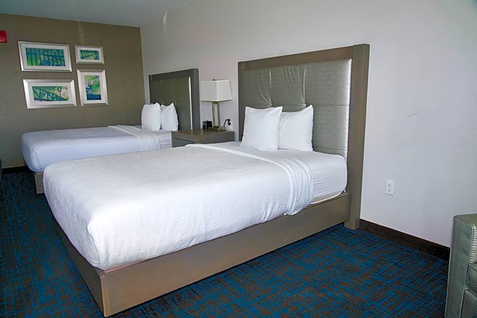 La Quinta Inn & Suites by Wyndham St Paul-Woodbury