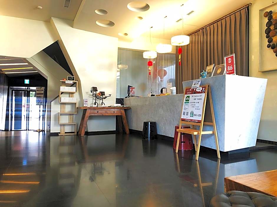 The Galerie Hotel