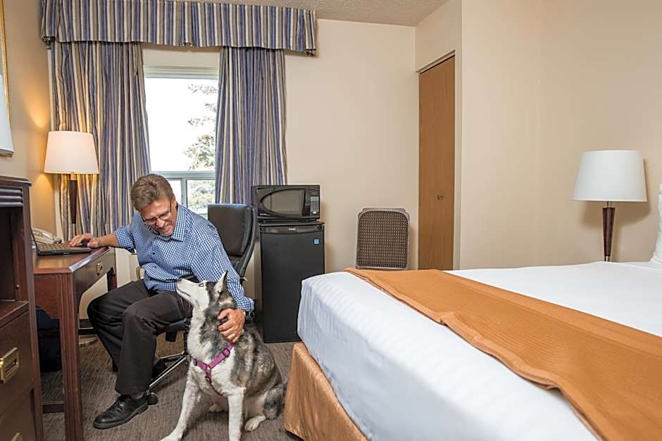 Travelodge by Wyndham Edmonton South