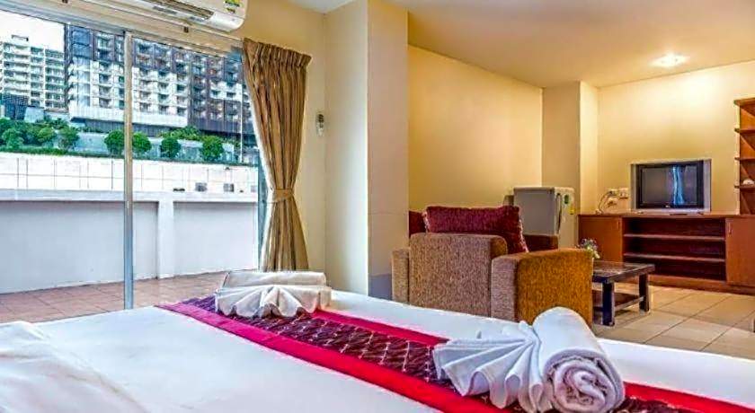 Eastiny Plaza hotel