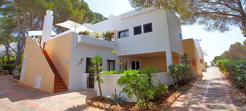 Apartamentos Club Cala Azul
