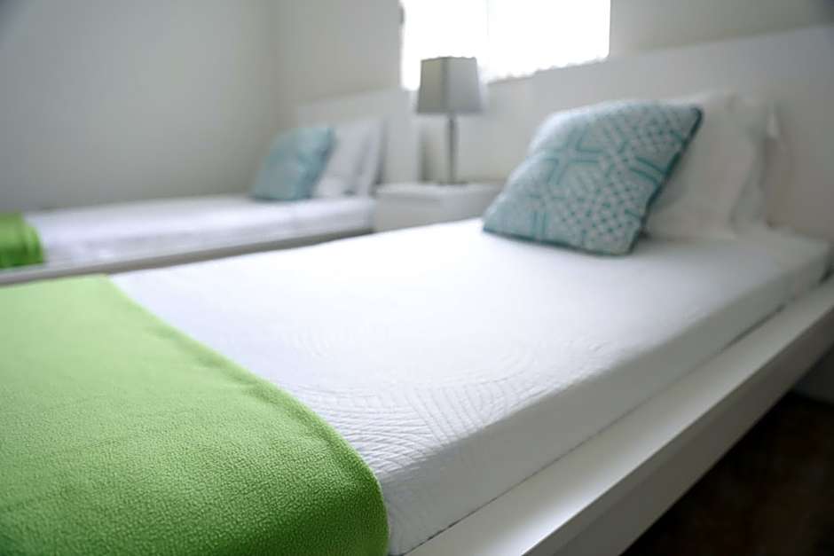 Dadeland Towers by Miami Vacations