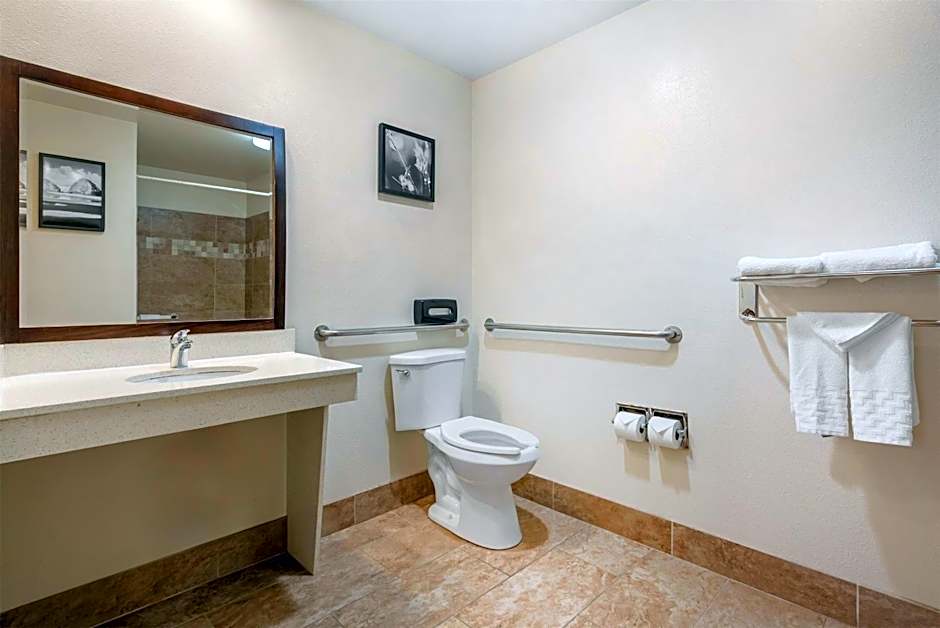 Best Western Plus Inn Of Hayward