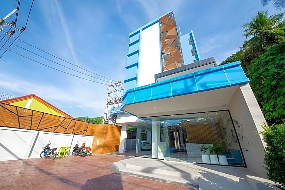Golden Paradise Hotel