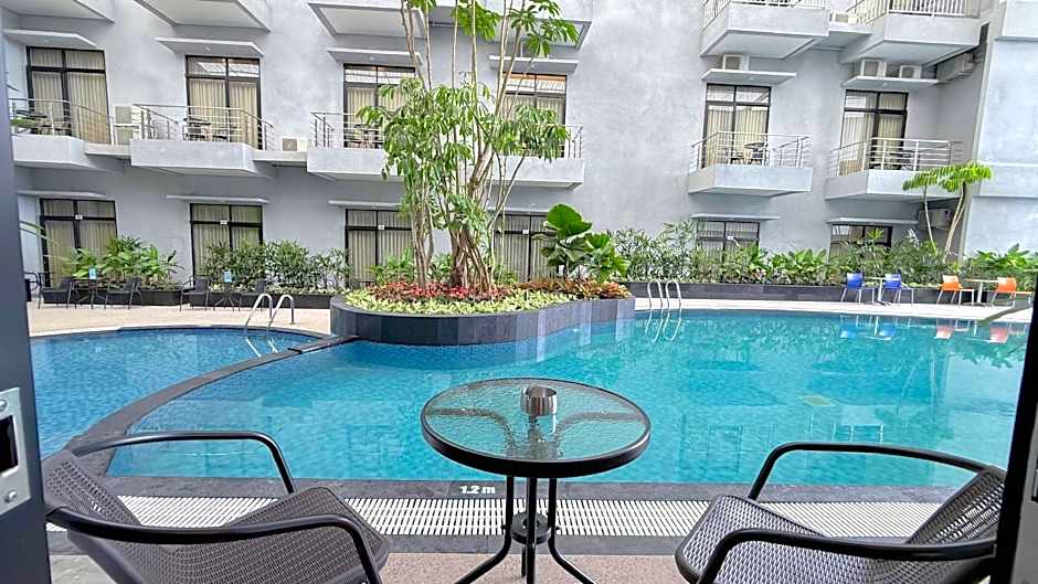 SAVANA HOTEL & CONVENTION MALANG