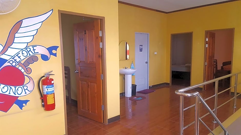 Phatra Hostel