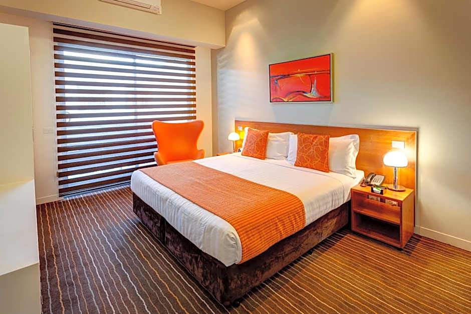 Mantra Charles Hotel Launceston