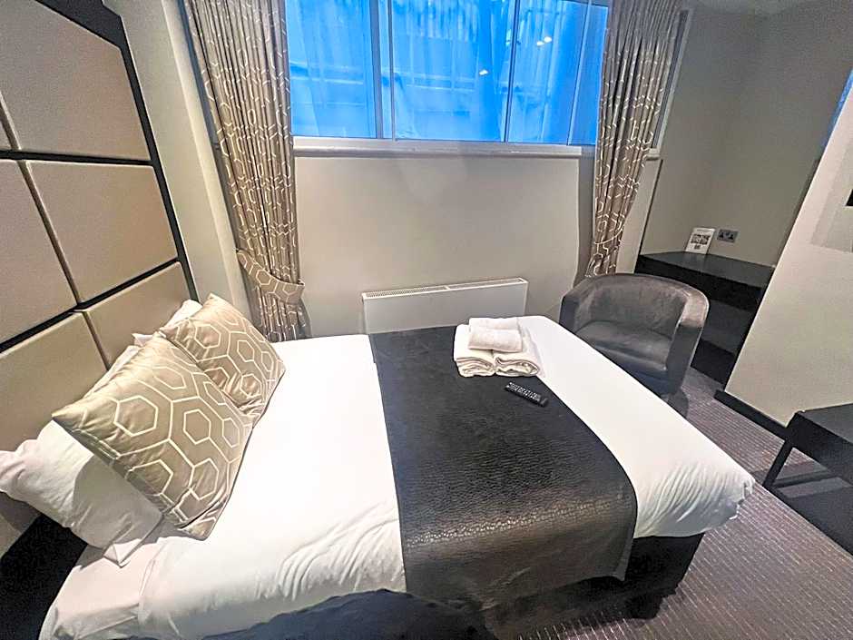 Great St Helen Hotel