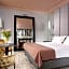 Leons Place Hotel In Rome