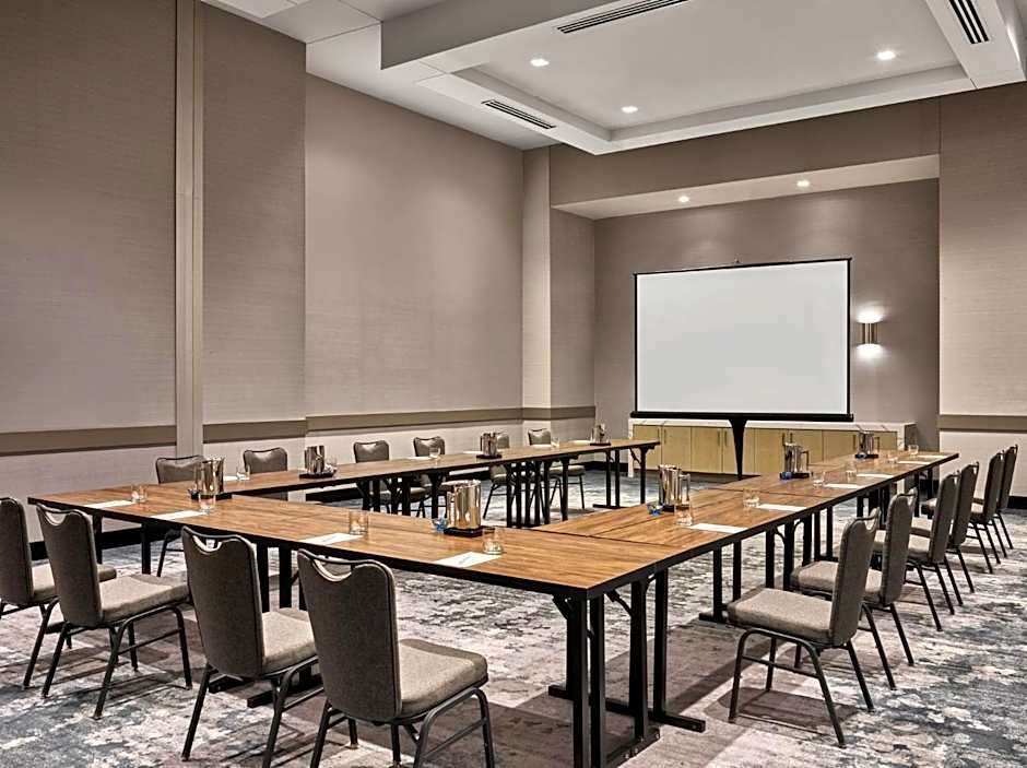 Live! by Loews - Arlington, TX