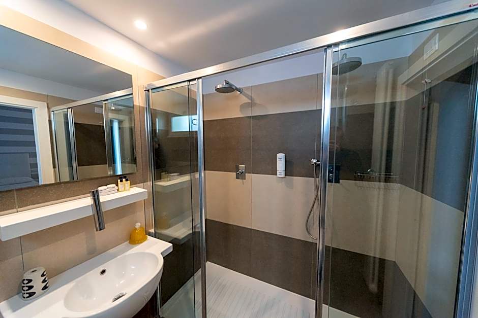 Hotel Fedora Riccione - FRONTE MARE