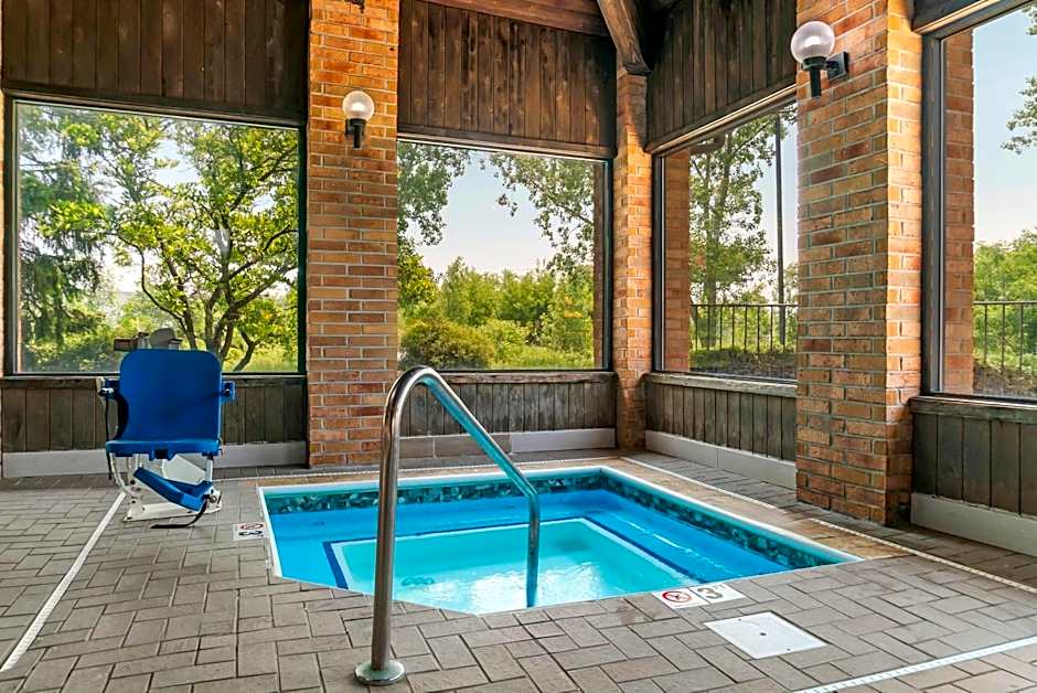 Quality Inn Byron Center