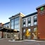 Holiday Inn Express & Suites - Milwaukee - Brookfield