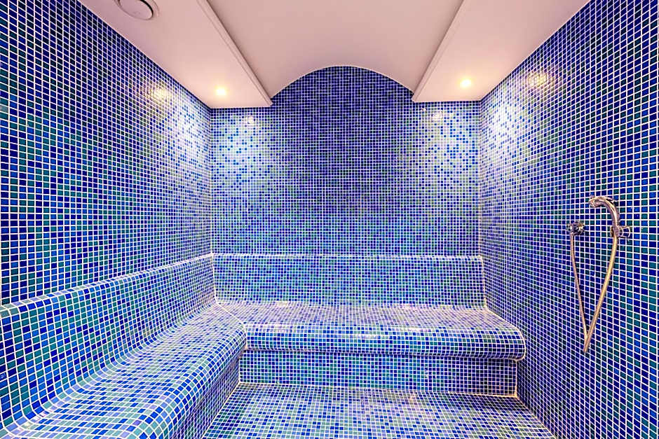 Hotel Boursier 2 & Spa