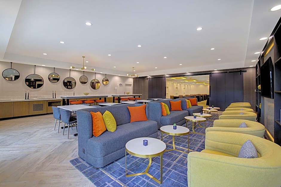 DoubleTree by Hilton Palmdale, CA