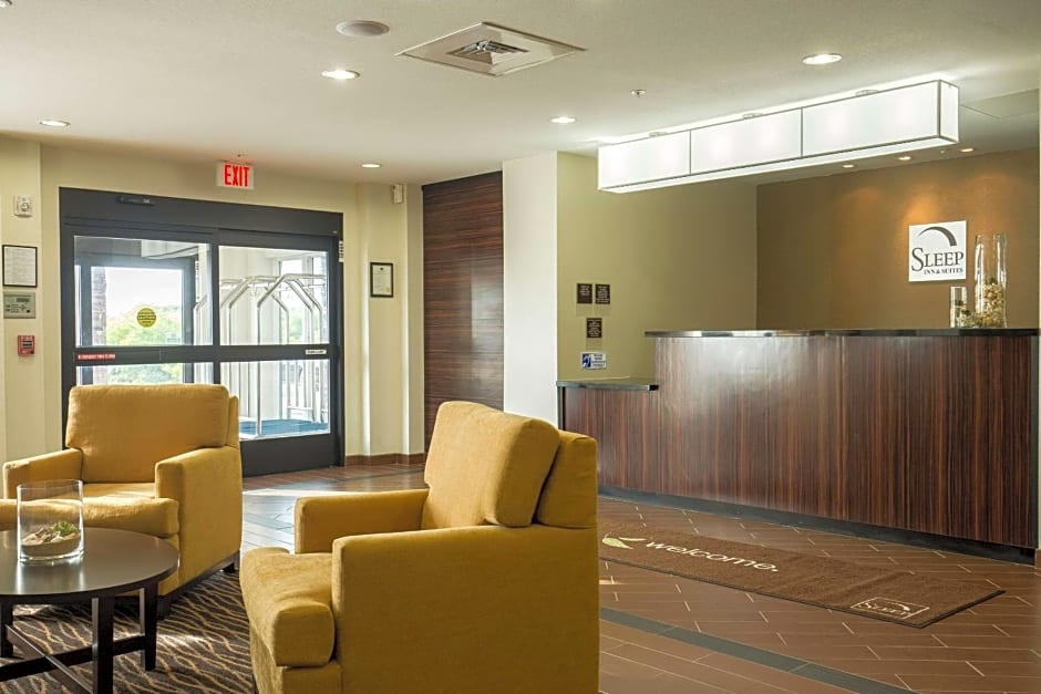 Sleep Inn & Suites