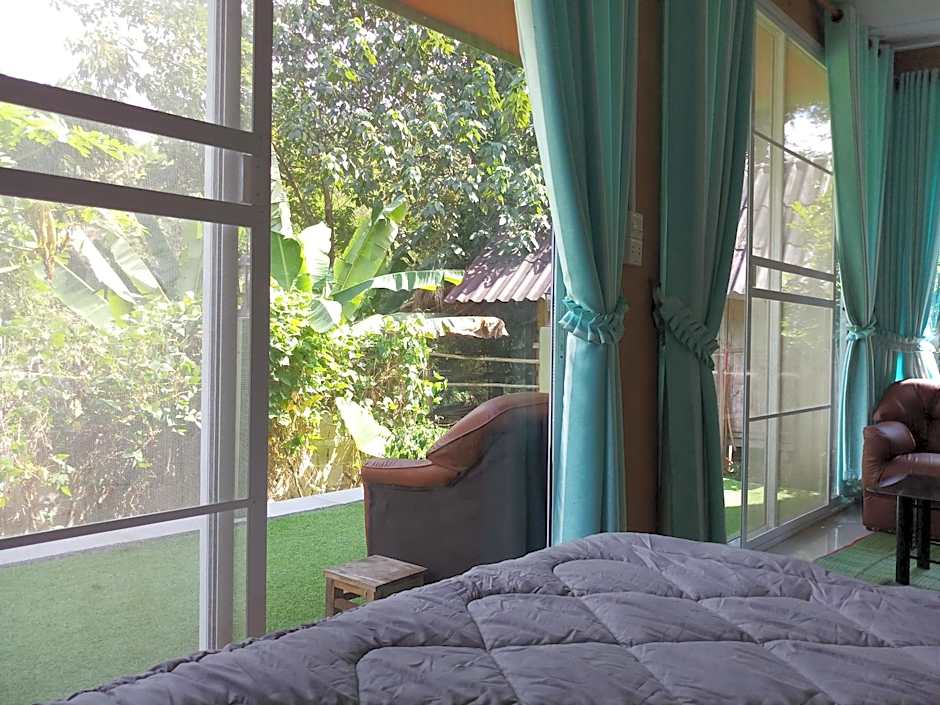 Hill Tribe Art House (Lahu & Akha Homestay)