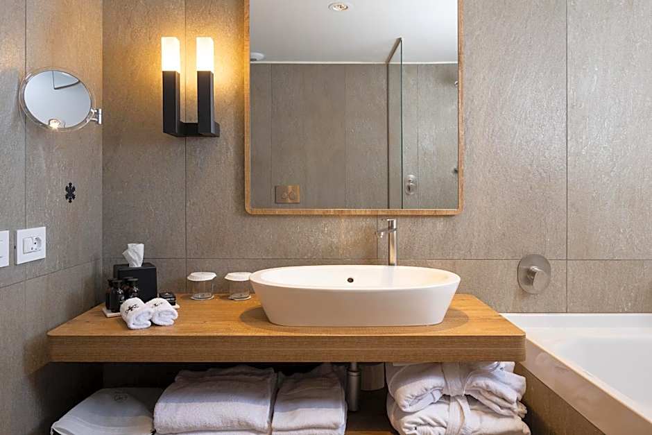 Grand Hotel Courmayeur Mont Blanc, by R Collection Hotels