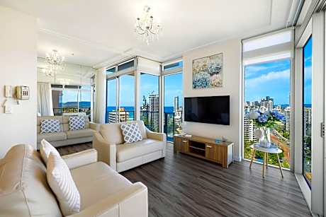 One-Bedroom Apartment with Partial Ocean View