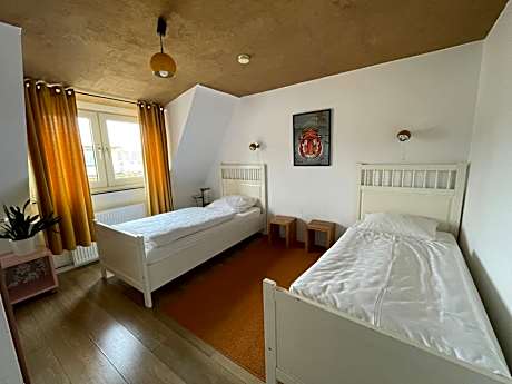Twin Room with Bathroom