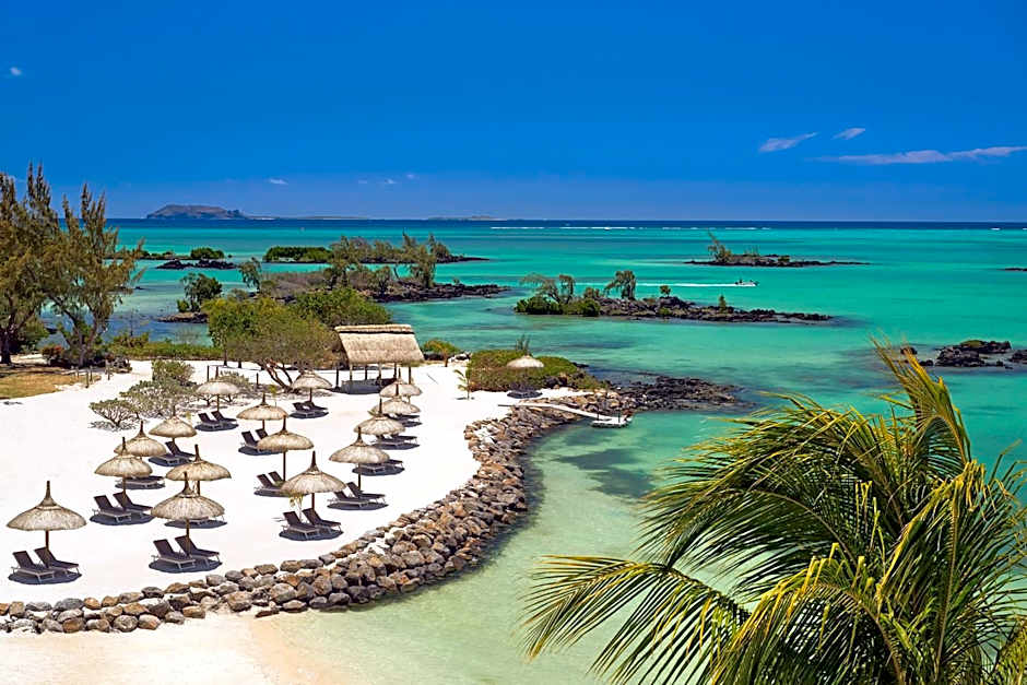 Lagoon Attitude (Adults Only)