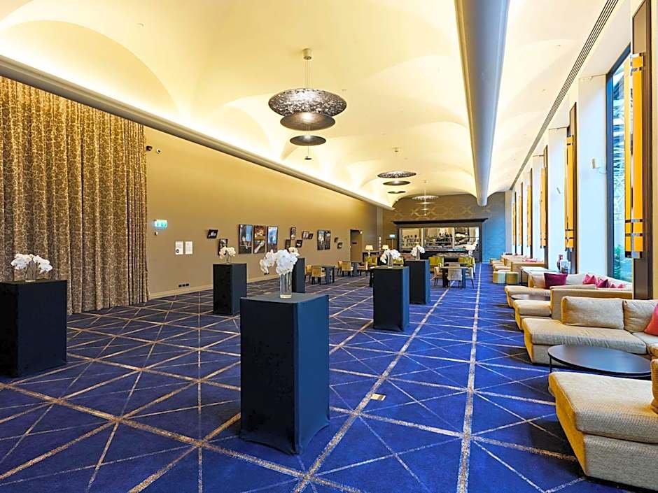 Sofitel Melbourne On Collins Hotel