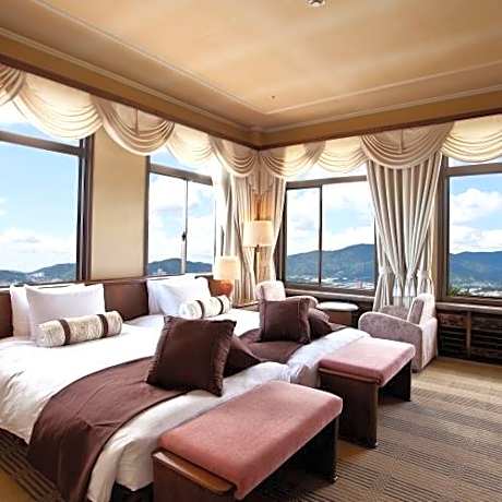 Gamagori Classic Hotel