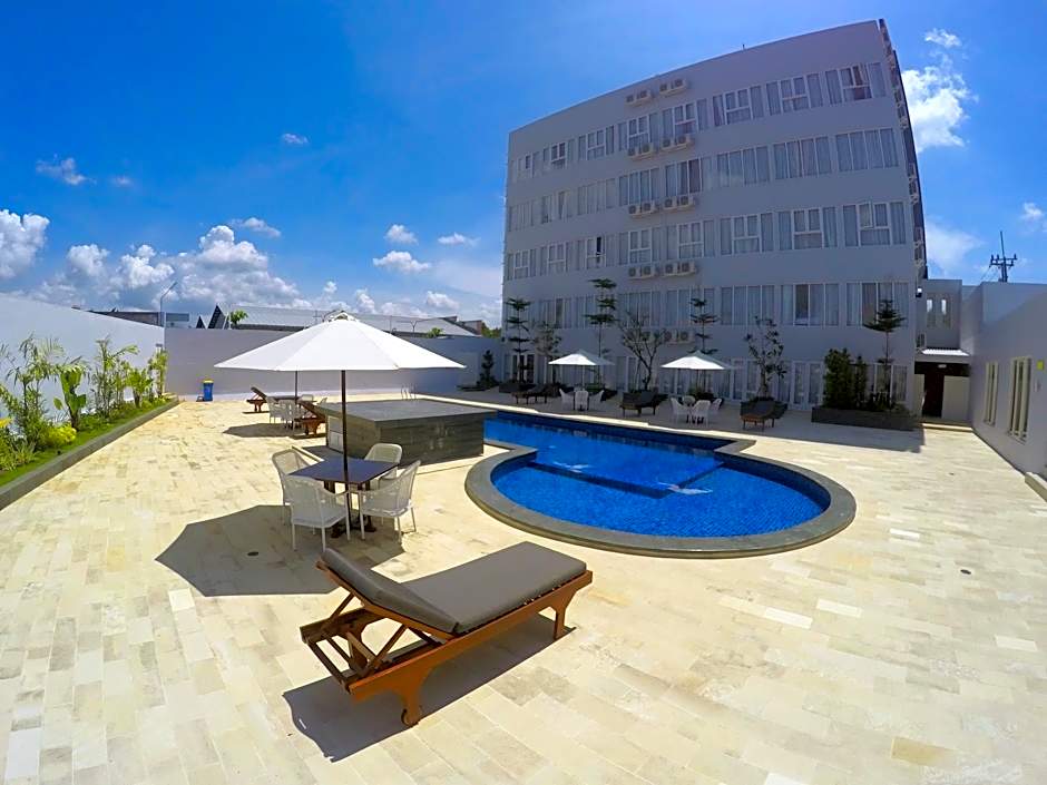 Front One Hotel Pamekasan Madura