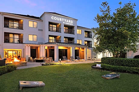Courtyard by Marriott Greenville