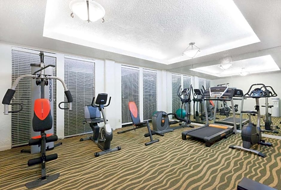 Hawthorn Extended Stay by Wyndham Richardson