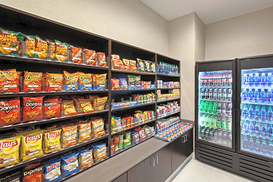 Holiday Inn Express & Suites Anaheim Resort Area, an IHG Hotel