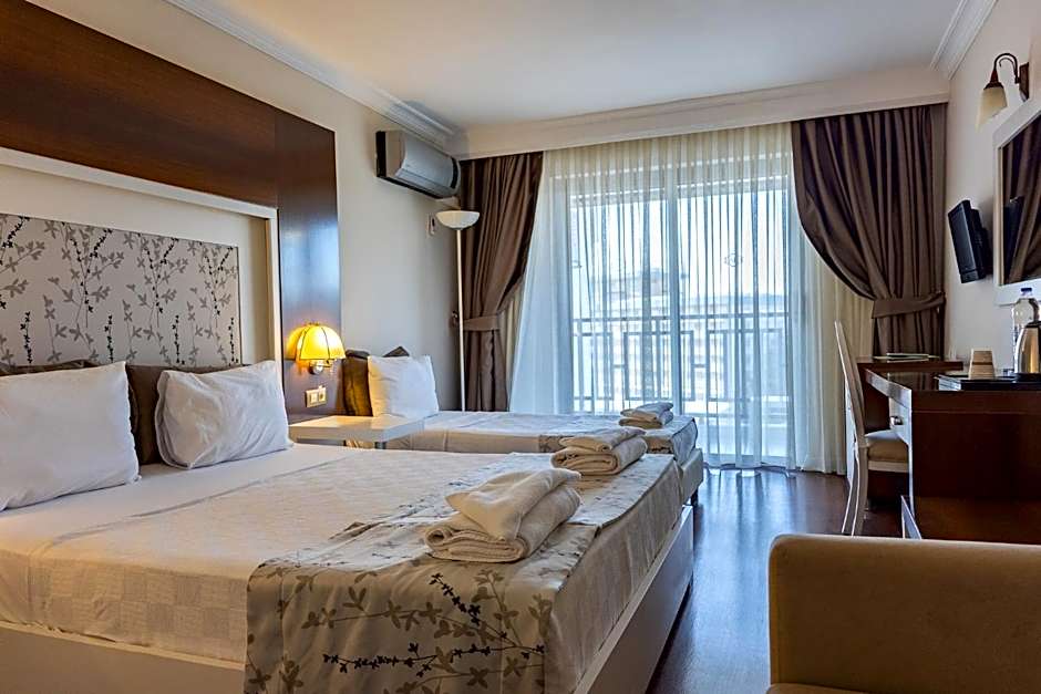 Foto 1 di 12 di Deluxe 1 Double Bed or 2 Beds, Balcony