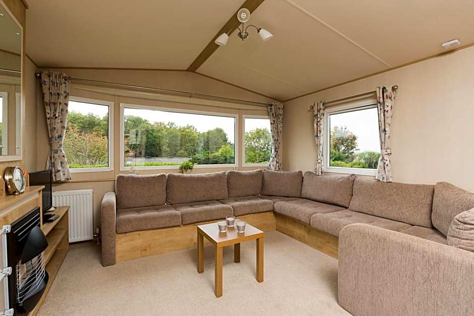 Sandy Balls Holiday Village