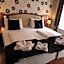 Six Inn Hotel