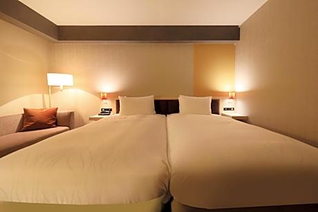 Twin Room - Non-Smoking